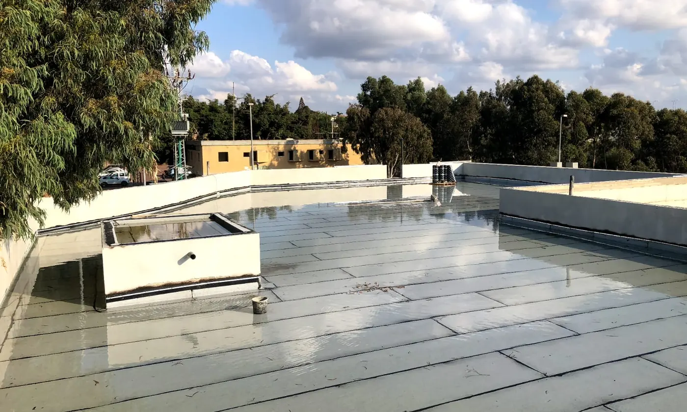 גג שטוח בחבצלת השרון לאחר איטום